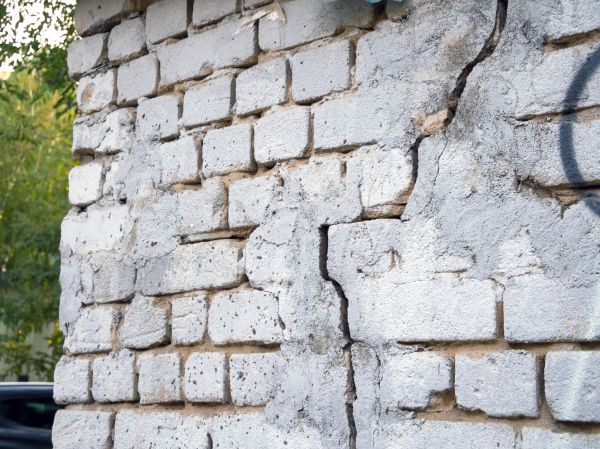 Cracked Brick Wall Repair in Lehi